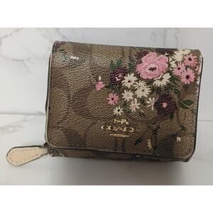 COACH Small Tri-Fold Wallet in Signature Coated Canvas w/ Floral Print - EUC